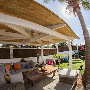  Pensión Surfhouse